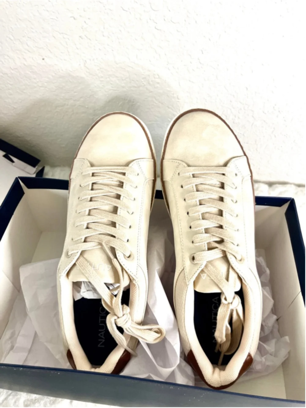 NIB Nautica Turvo Men's Low Top Fashion Sneakers in beige size 8